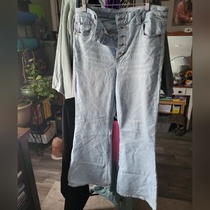 American Eagle High Wasted Flare Jeans.  Size 16.